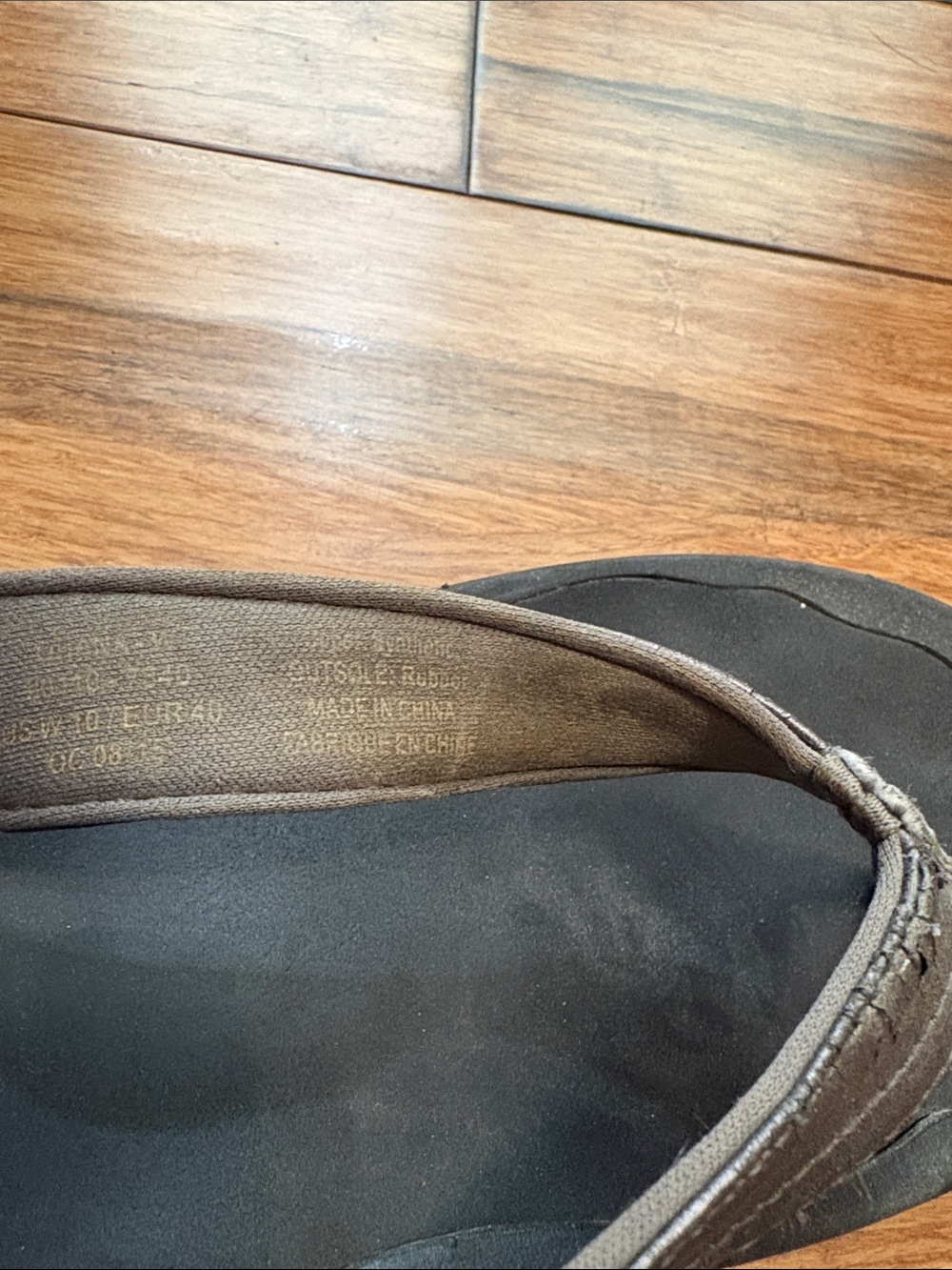 Olukai Ohana Women’s Size 10 Flip Flops Sandals Gray Black Thong Summer - Picture 12 of 12